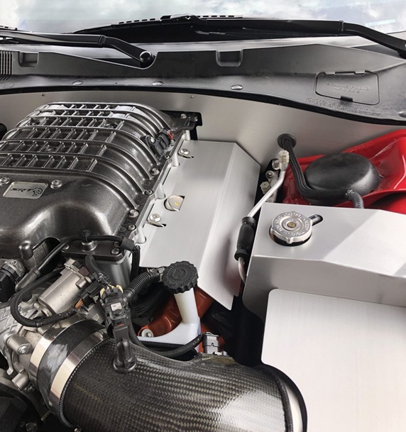 Custom Hemi Engine Half Cover Magnum, Charger, Challenger, 300C